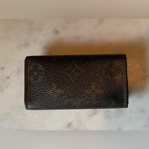 Louis Vuitton Key holder - Picture 2 of 8
